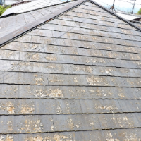 屋根の塗膜の劣化の症状